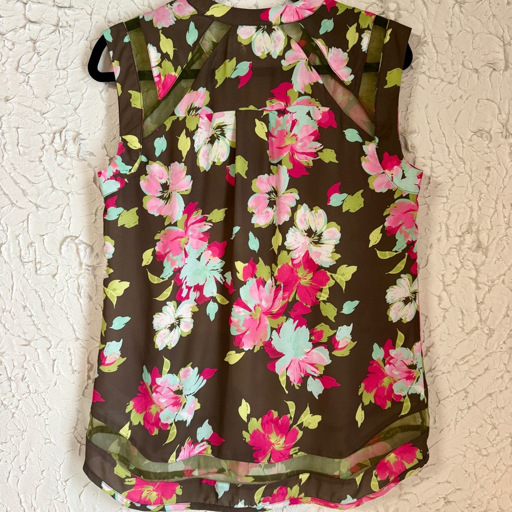 Kut from the Kloth Floral Sleeveless Blouse - Pink and Green - Picture 6 of 7